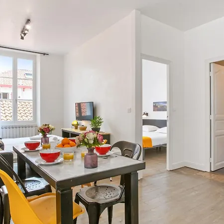 Amarilla - Welkeys Apartment *